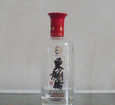 東方劍橋46度慶典酒 濃香型白酒，商務接待與婚宴慶典的佳選